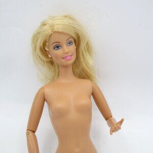 1998 Barbie Doll Articulated Elbows Bendable Knees Blonde Hair Blue Eyes Nude